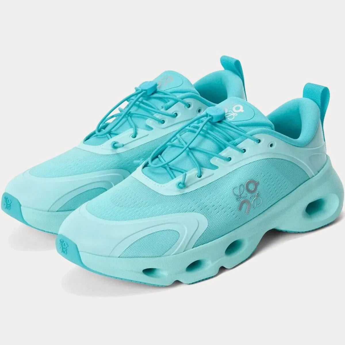 On Running x Loewe Cloudsolo Turquoise
